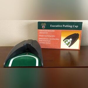5/$50 Club Champ Executive Putting Cup Battery Operated W/ Ball Return Portable